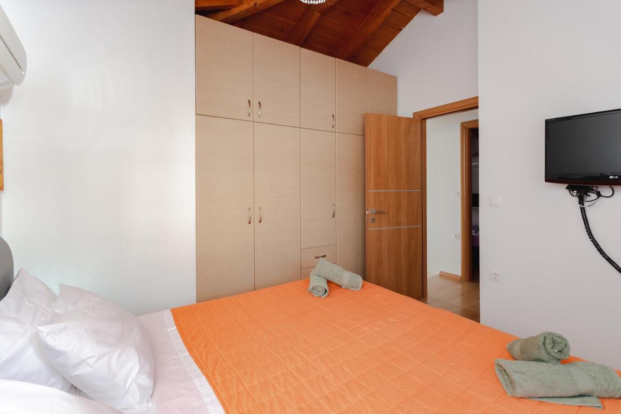 Renthub At Kolympia Villa