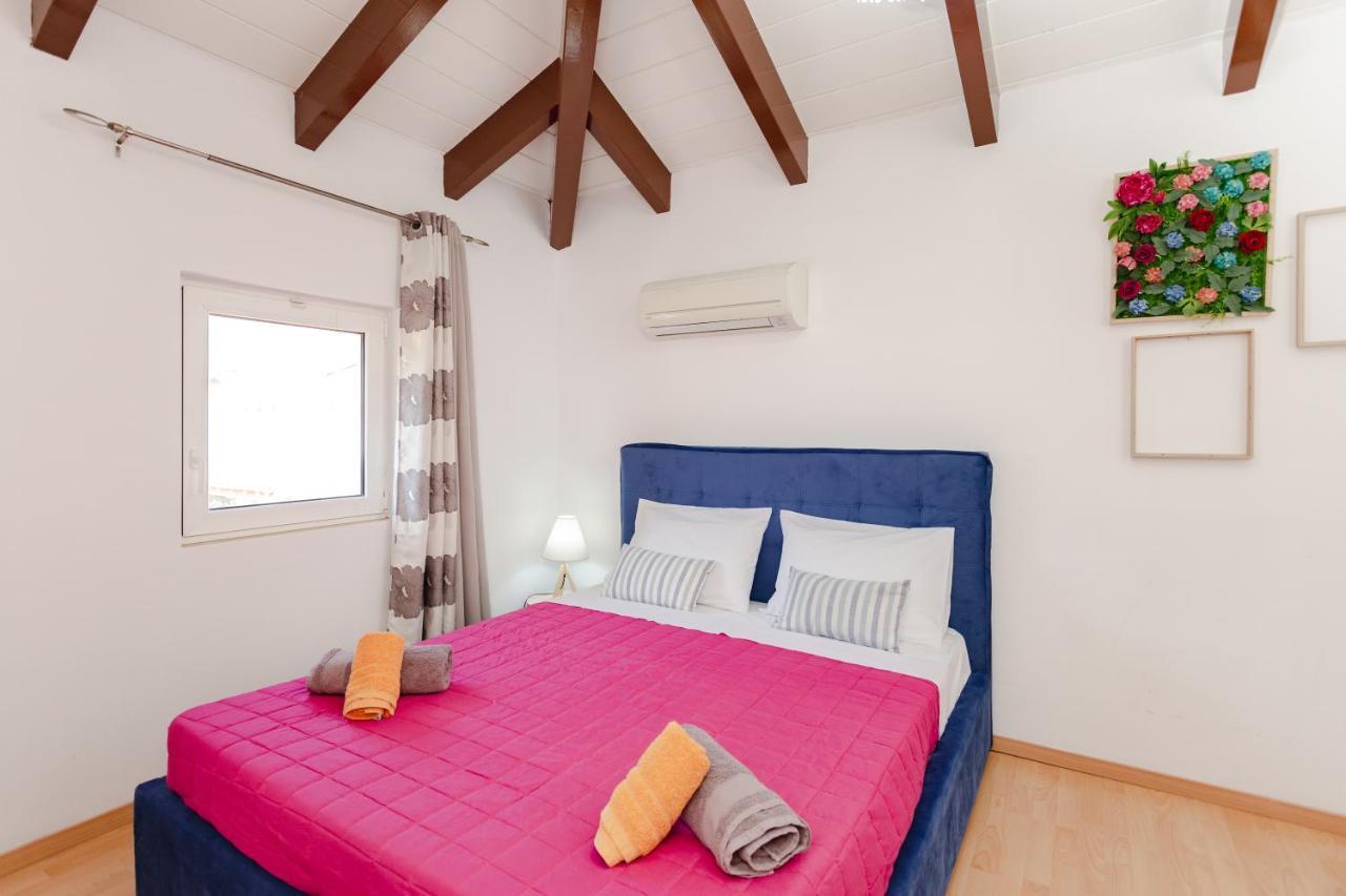 Villa Renthub At Kolympia *